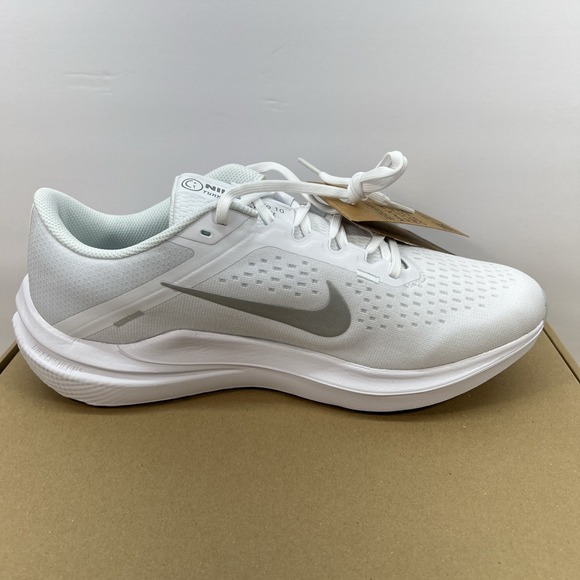 Nike Air Winflo 10 Shoes Women's 11.5 Men's 10 Running White DV4023-102 - Picture 9 of 11